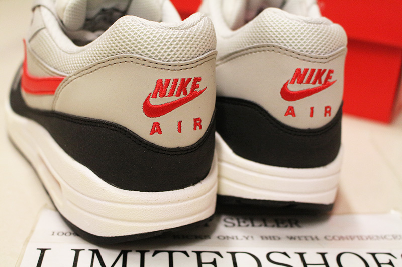 NIKE AIR MAX 1 ESSENTIAL LIGHT BONE CHILLING RED 537383-060 NIKE AIR MAX 1 ESSENTIAL LIGHT BONE CHILLING RED 537383-060