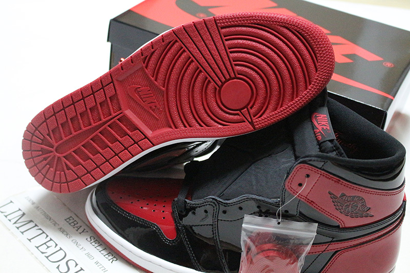 NIKE AIR JORDAN 1 RETRO HIGH OG PATENT BRED BLACK RED 555088